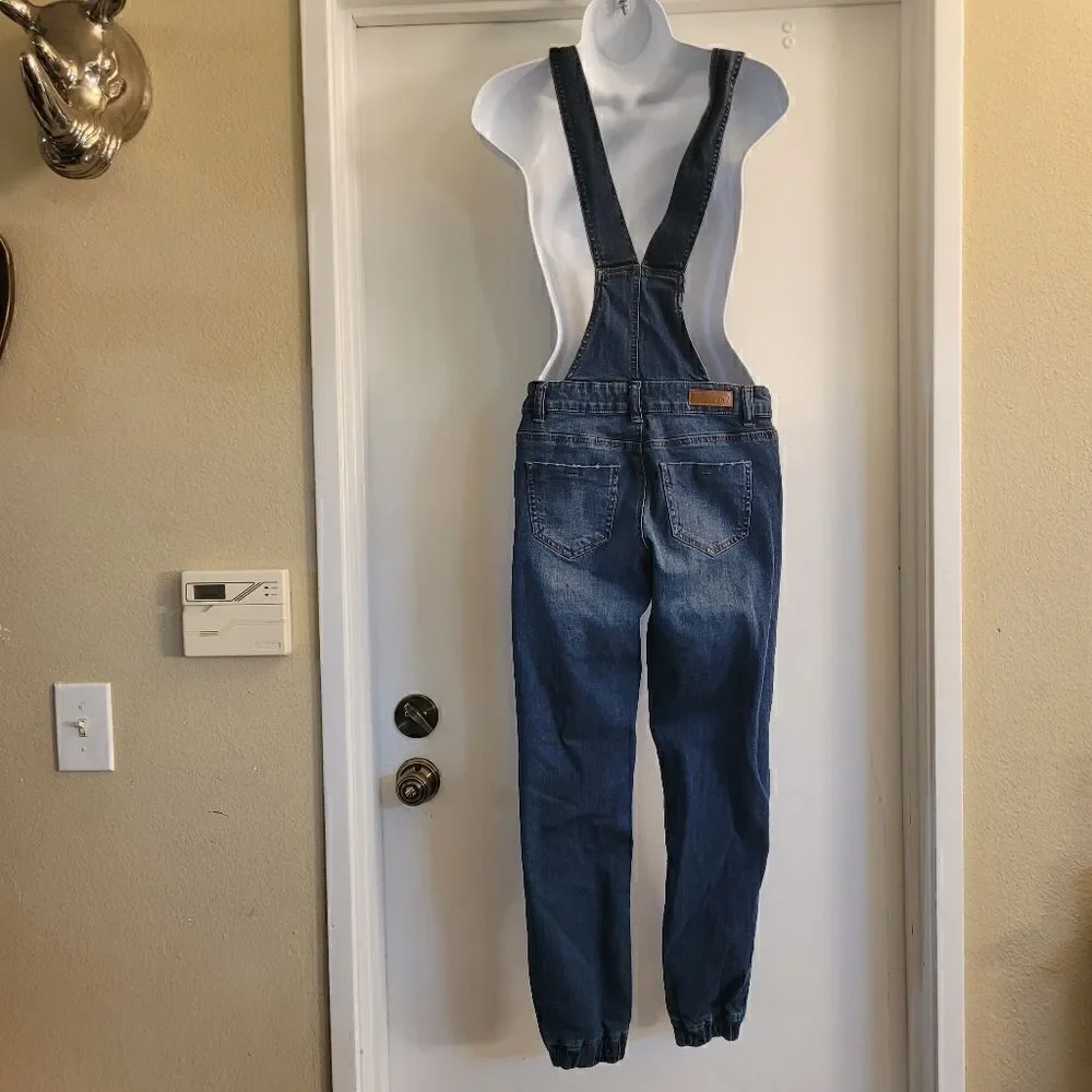 NWOT Dollhouse Juniors Womens denim jeans Overalls Size 1 - Picture 6 of 9